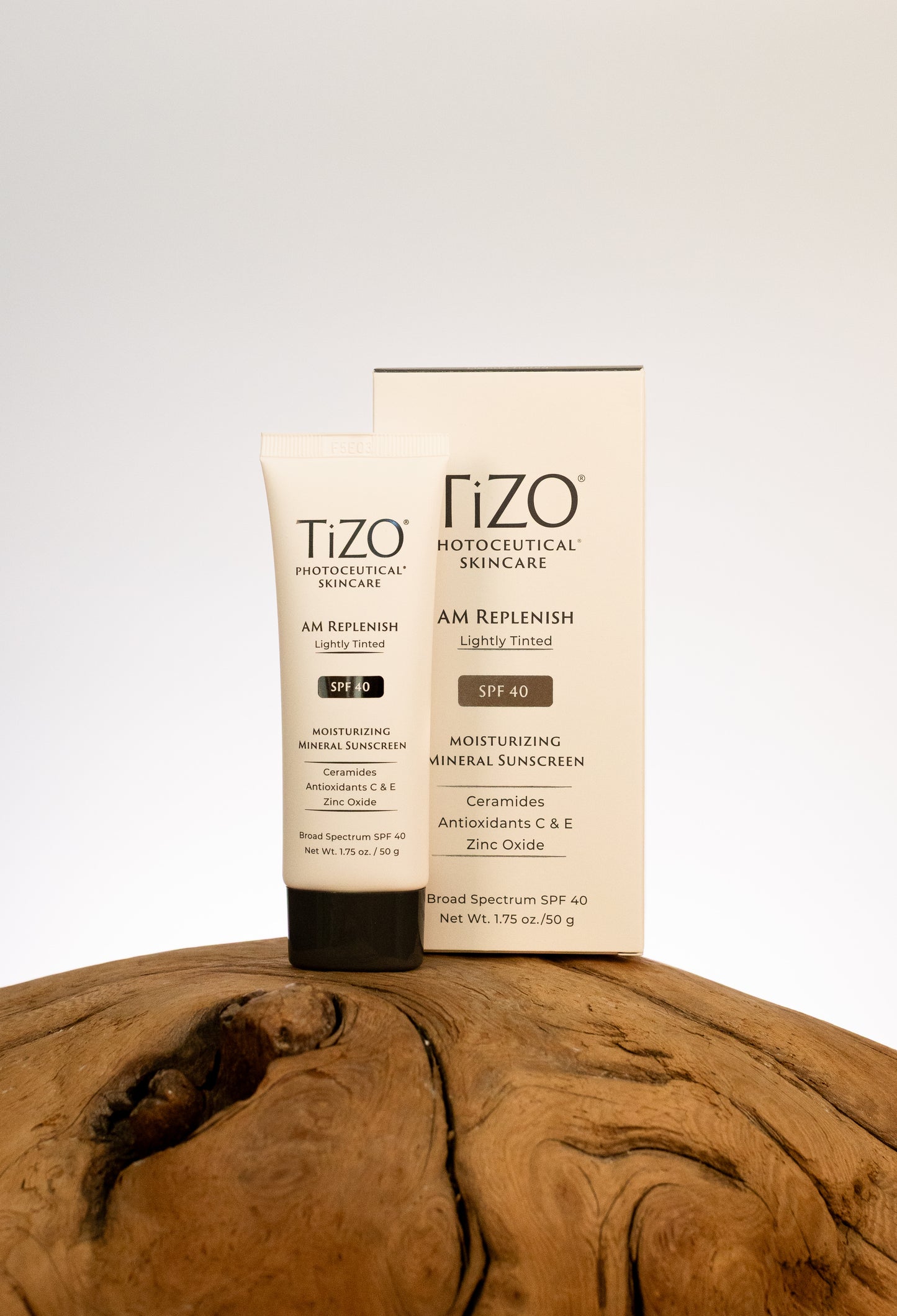 Tizo AM Replenish SPF 40